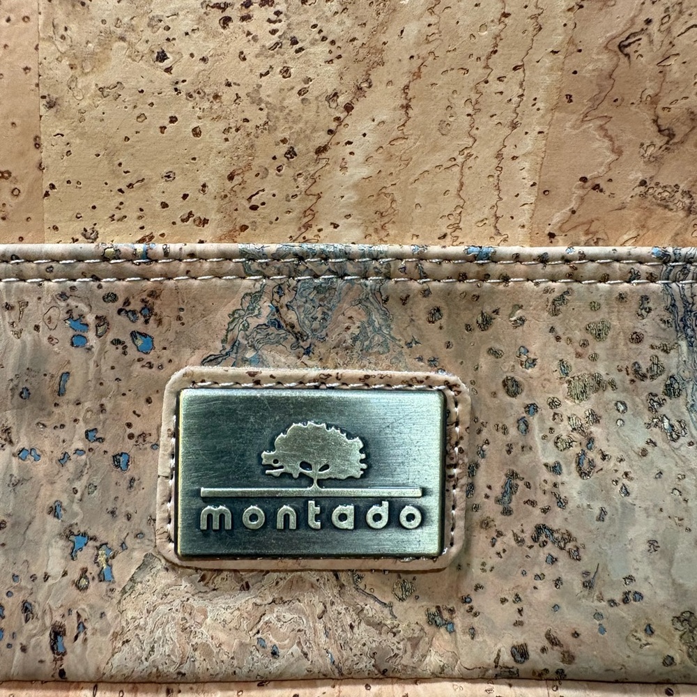 Montado Natural Cork Messenger Bag – NWT - Picture 3 of 5